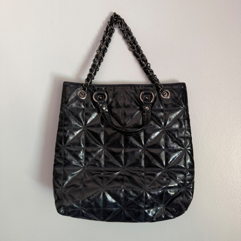Y2K Bebe Black Patent Quilted Starburst Tote Bag Chain Strap Gunmetal Indie